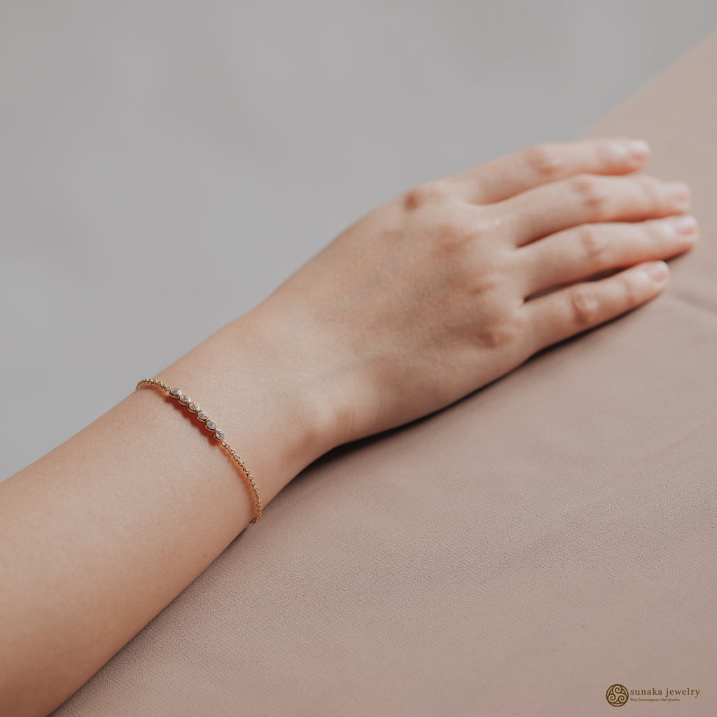 Petite Circle Sterling Silver 925 Bracelet