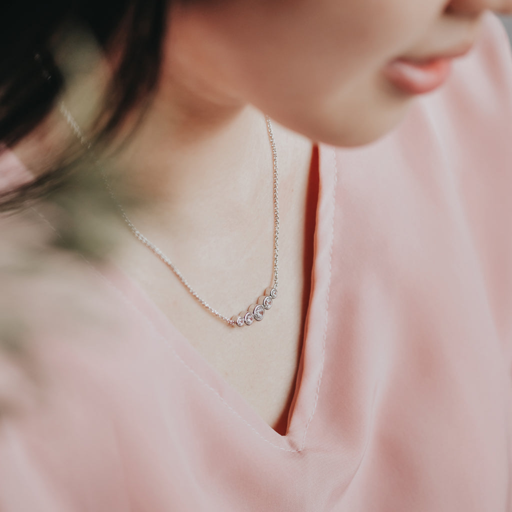 Kalung Perak 925 Koleksi Allure permata White Zircon
