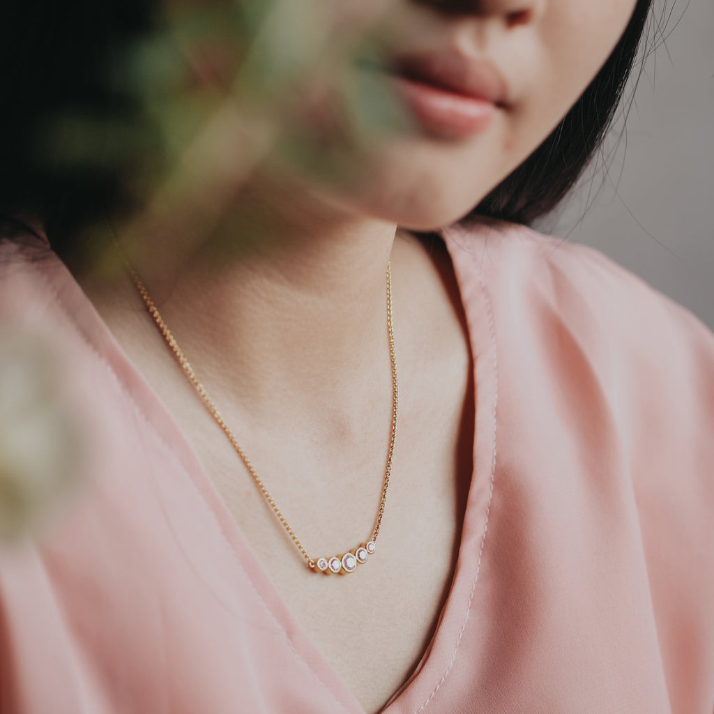 Kalung Perak 925 Koleksi Allure permata White Zircon