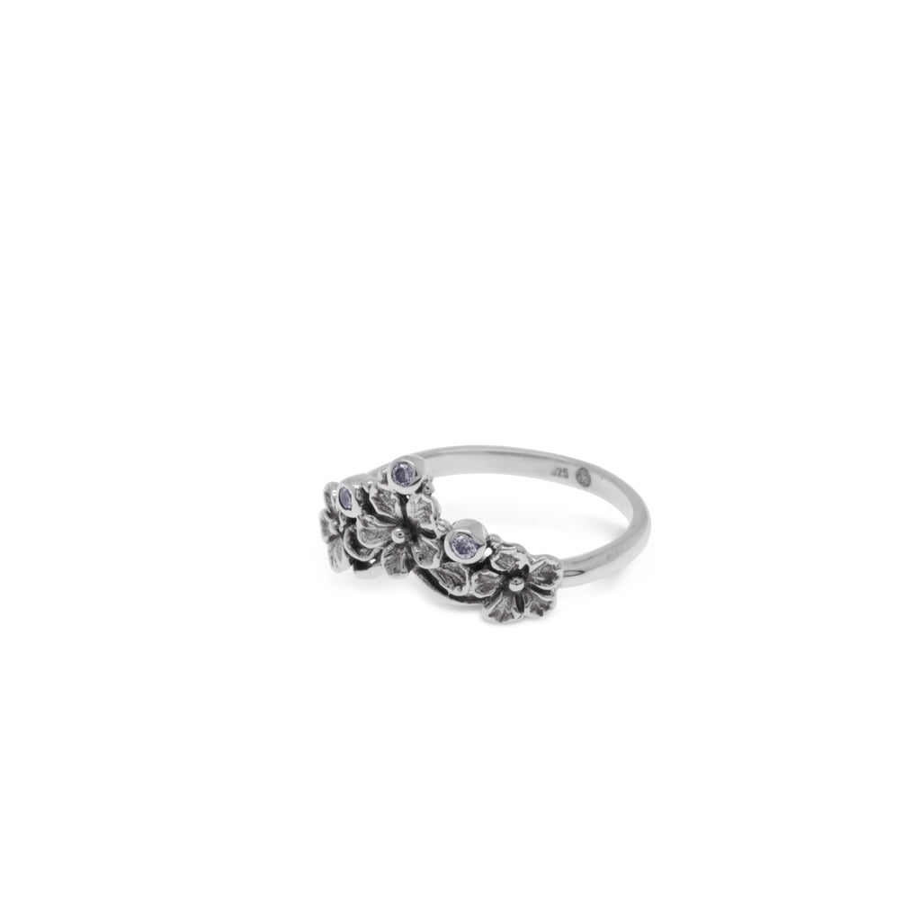 Small Flamboyant Sterling Silver 925 Ring