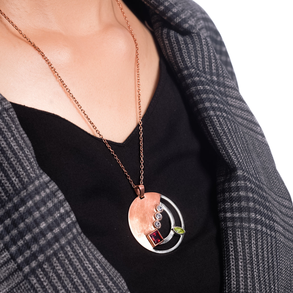 Nirmana Collection 925 Sterling Silver Round Pendant Necklace
